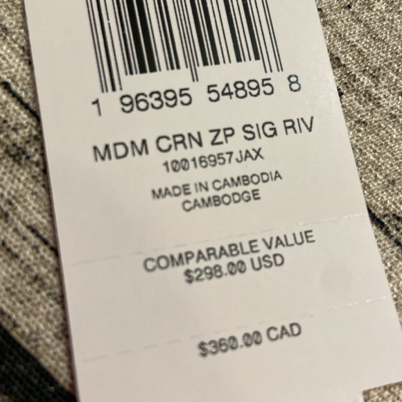 NWT! Coach authentic leather zip wallet with C golden rhinestones + Gift wrap! - Picture 14 of 15